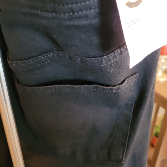 NWT Men's Black Jeans - Picture 6 of 6